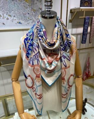 Hermes Vert Flowers of South Africa Silk Scarf HT00443
