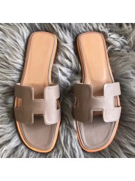 AAA Replica Hermes Oran Sandals In Taupe Swift Leather HT00163